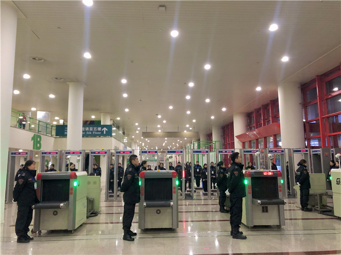 皇甲特衛，鄭州安檢，鄭州保安，防爆安檢設備租賃